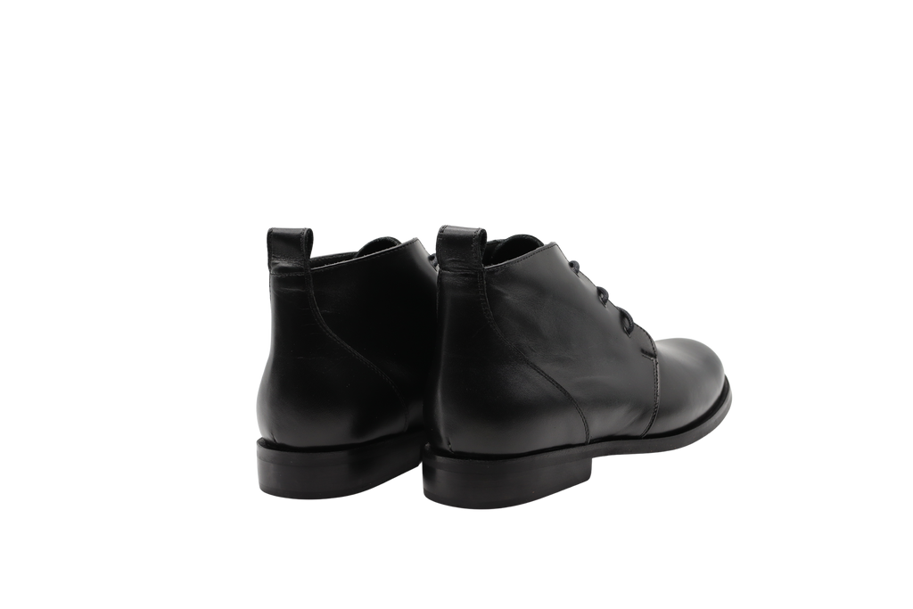 Victorino Black