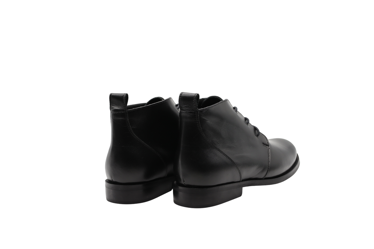 Victorino Black